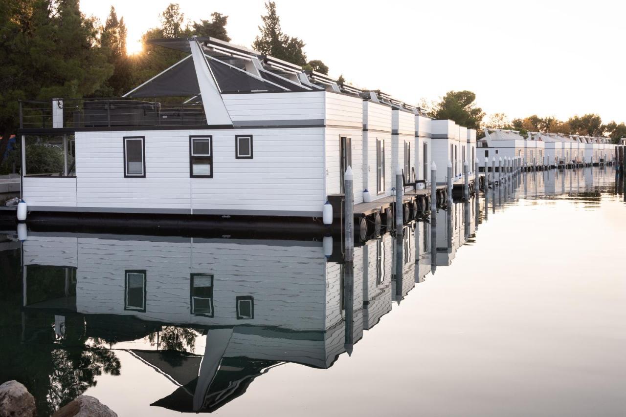 The Sea Lodges Portoroz - Bootshaus Floating Sea House Zewnętrze zdjęcie
