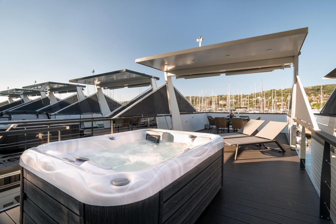 The Sea Lodges Portoroz - Bootshaus Floating Sea House Zewnętrze zdjęcie